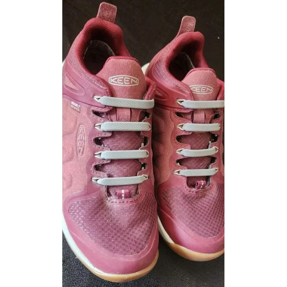 KEEN Explore WP Tawny Port/Satellite Hiking Outdoor Trail Shoes Womens Sz5.5 EUC